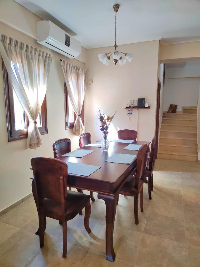 Athevillas Chrysoula Mézapos Εξωτερικό φωτογραφία